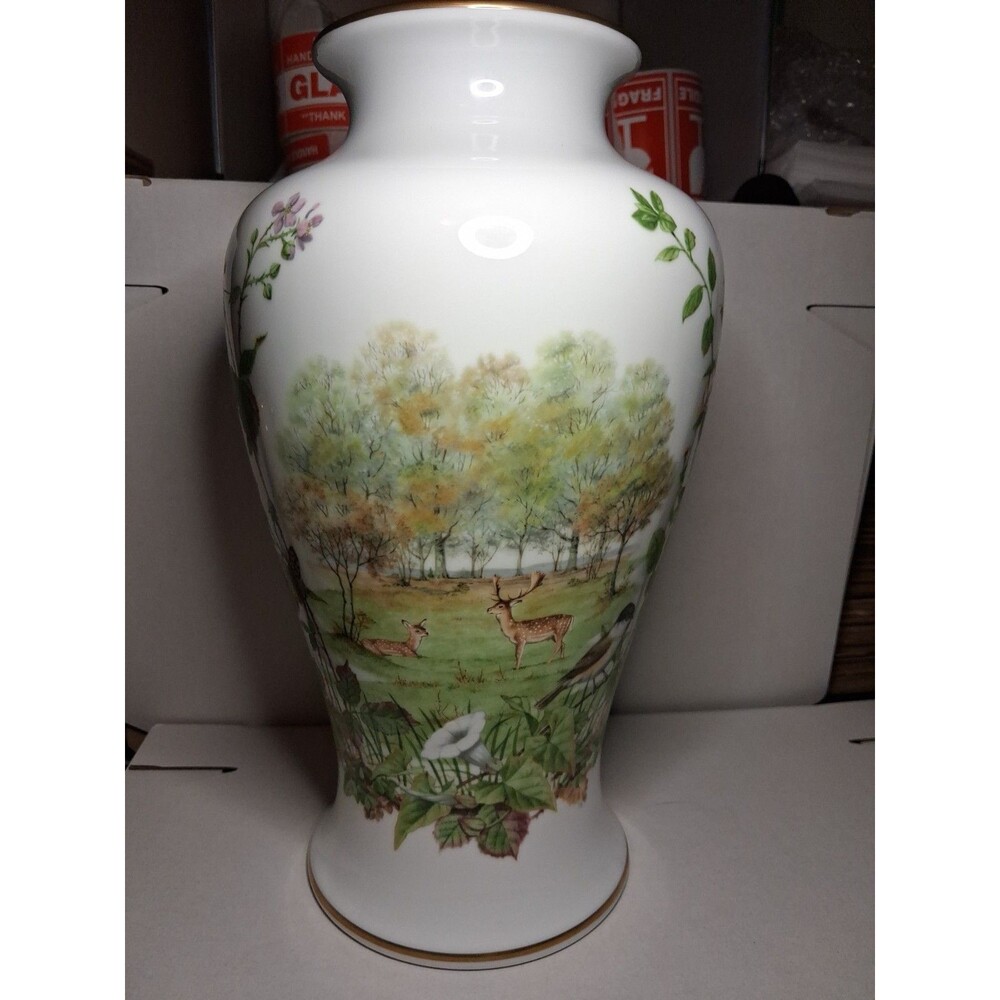 1982 The Autumn Glen Vase By Franklin Porcelain ( Peter Barrett )